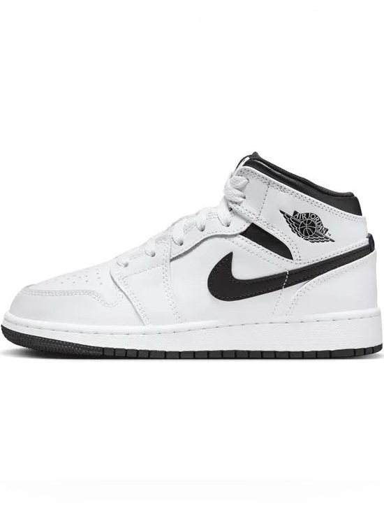 Jordan Shoes - Air Jordan 1 Mid (GS) Size 5.5 YOUTH = Size 7 Women’s